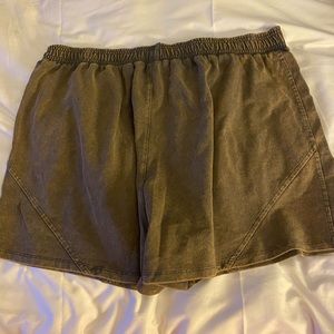 NWT Pull On Cotton Bleu 2X Shorts with zippered pockets